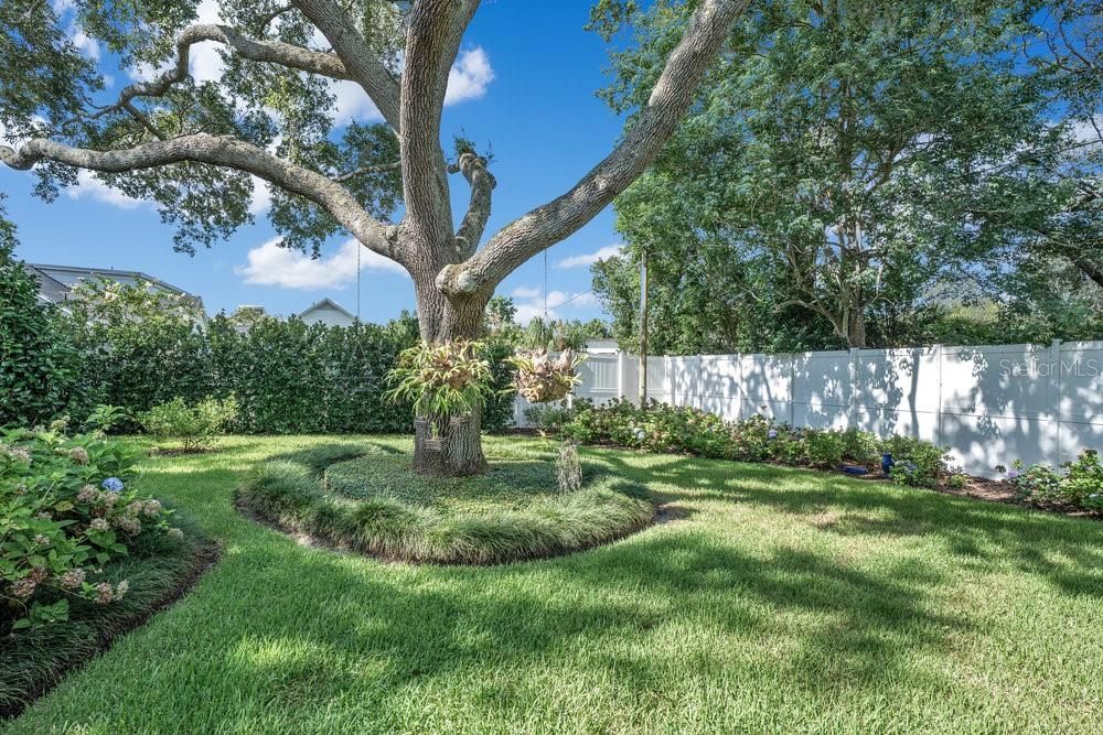 Active With Contract: $695,000 (3 beds, 2 baths, 2058 Square Feet)