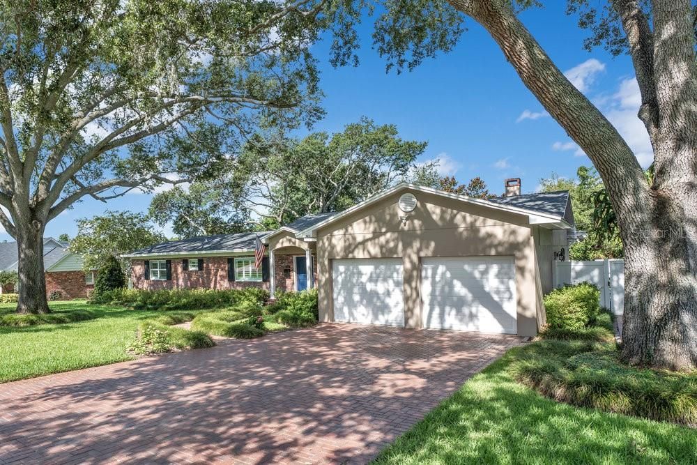 Active With Contract: $695,000 (3 beds, 2 baths, 2058 Square Feet)