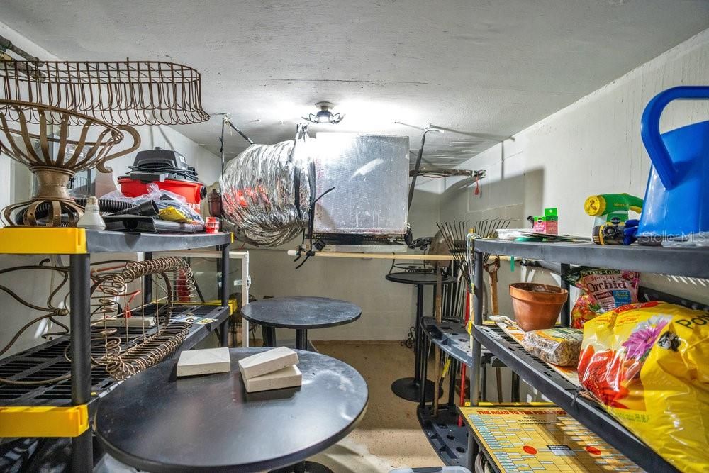 Active With Contract: $695,000 (3 beds, 2 baths, 2058 Square Feet)