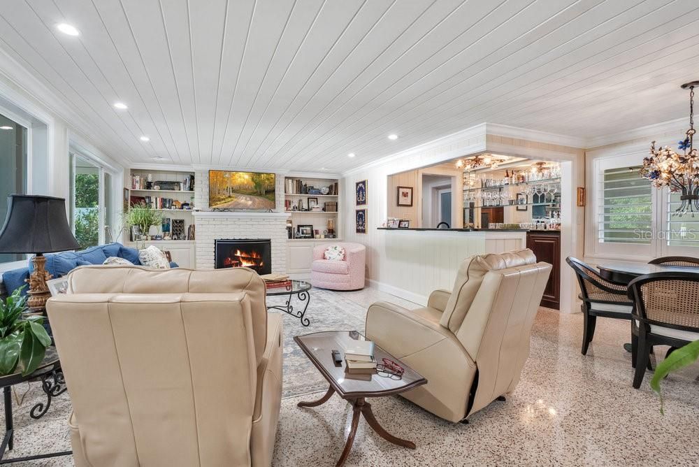 Active With Contract: $695,000 (3 beds, 2 baths, 2058 Square Feet)