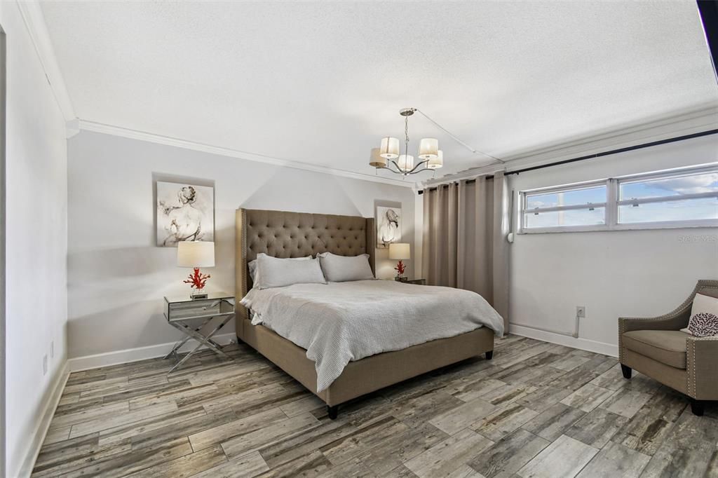 待售: $874,900 (2 贝兹, 2 浴室, 1420 平方英尺)