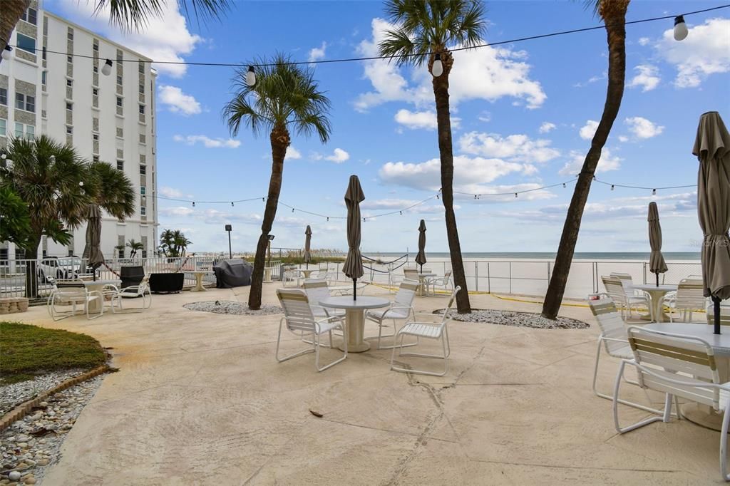 待售: $874,900 (2 贝兹, 2 浴室, 1420 平方英尺)