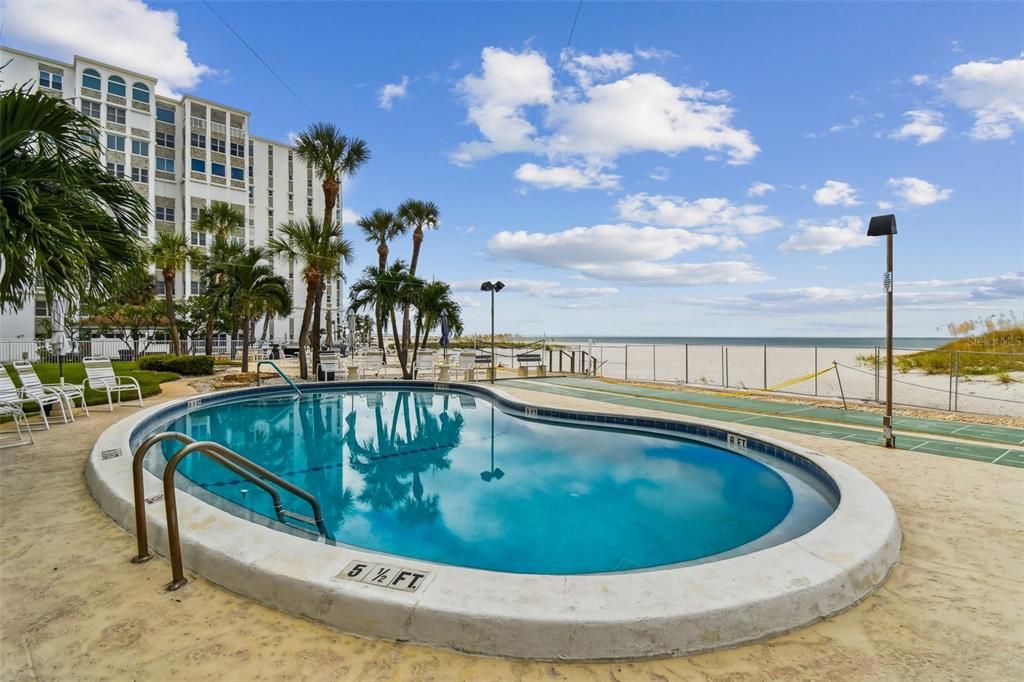 待售: $874,900 (2 贝兹, 2 浴室, 1420 平方英尺)