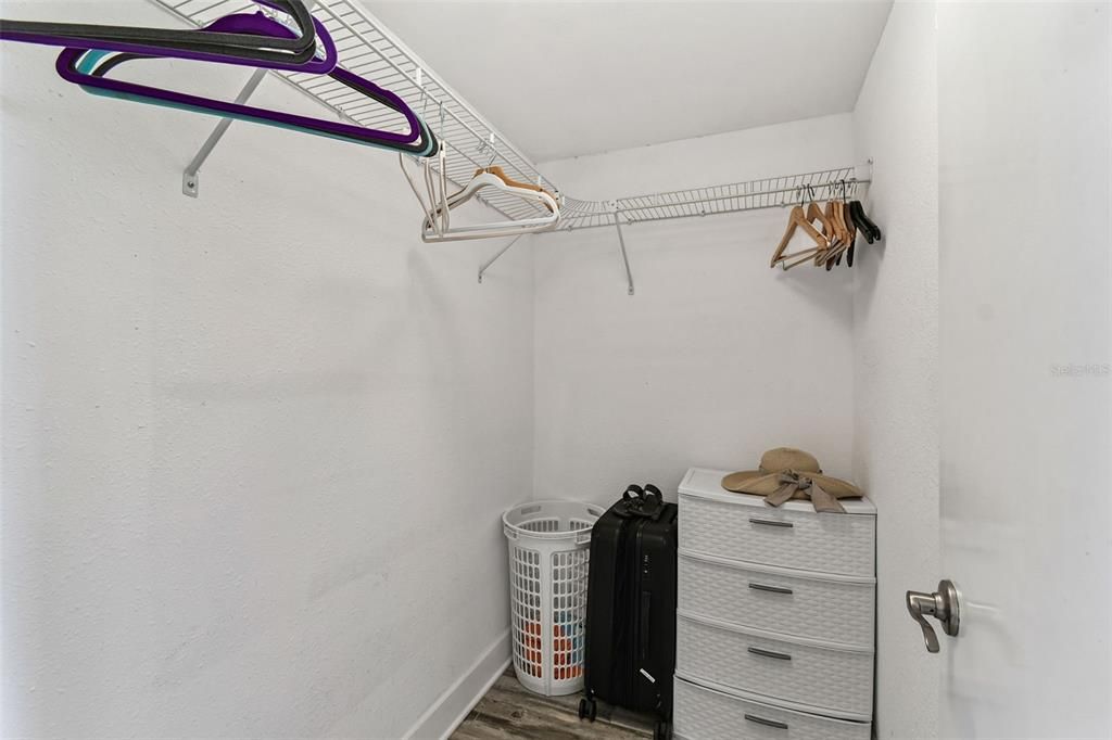 待售: $874,900 (2 贝兹, 2 浴室, 1420 平方英尺)