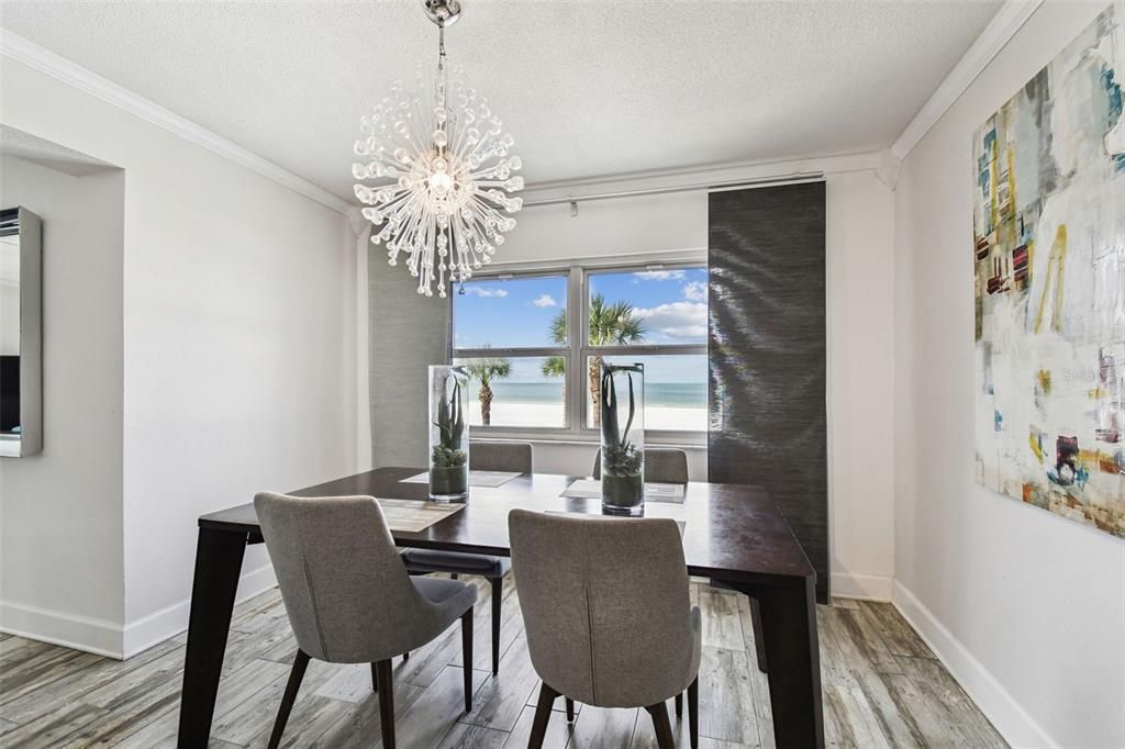 待售: $874,900 (2 贝兹, 2 浴室, 1420 平方英尺)