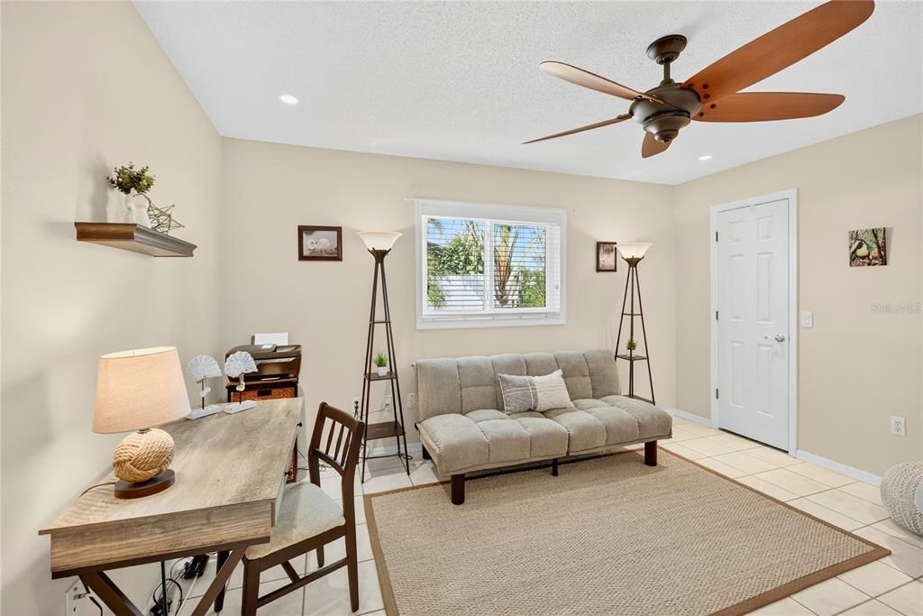 待售: $995,000 (3 贝兹, 2 浴室, 2206 平方英尺)