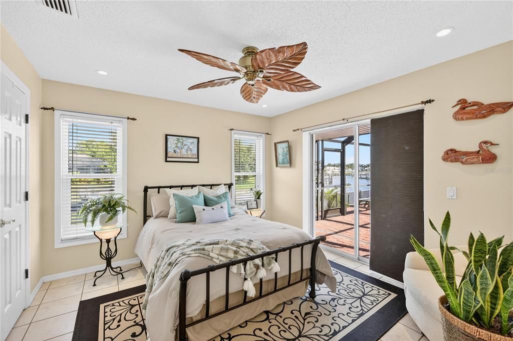 待售: $995,000 (3 贝兹, 2 浴室, 2206 平方英尺)