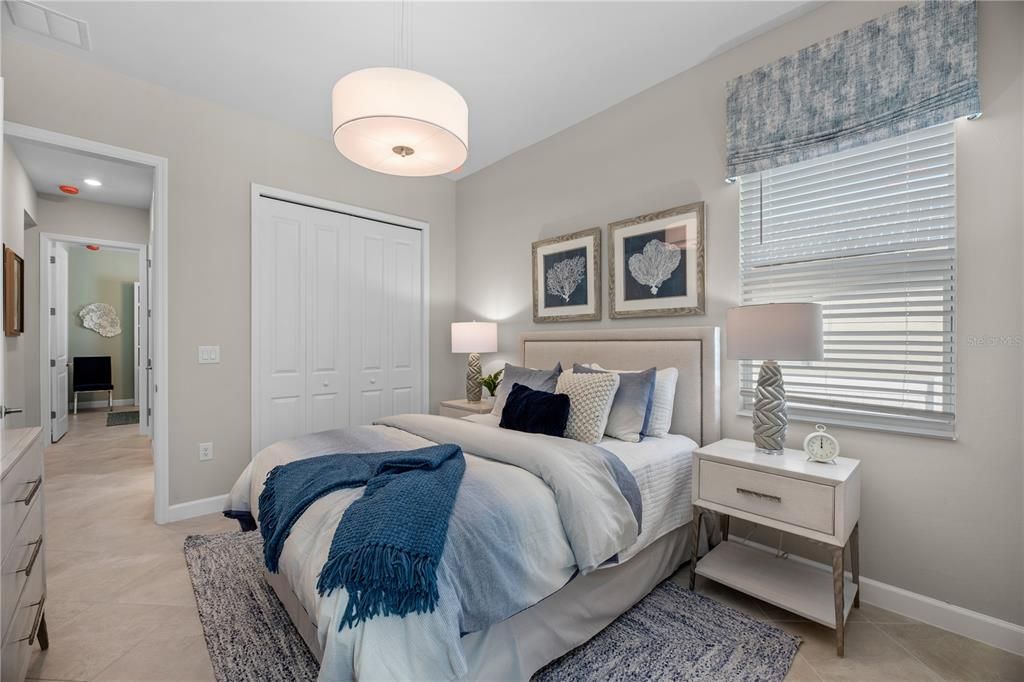 合同活跃: $497,646 (3 贝兹, 2 浴室, 2361 平方英尺)