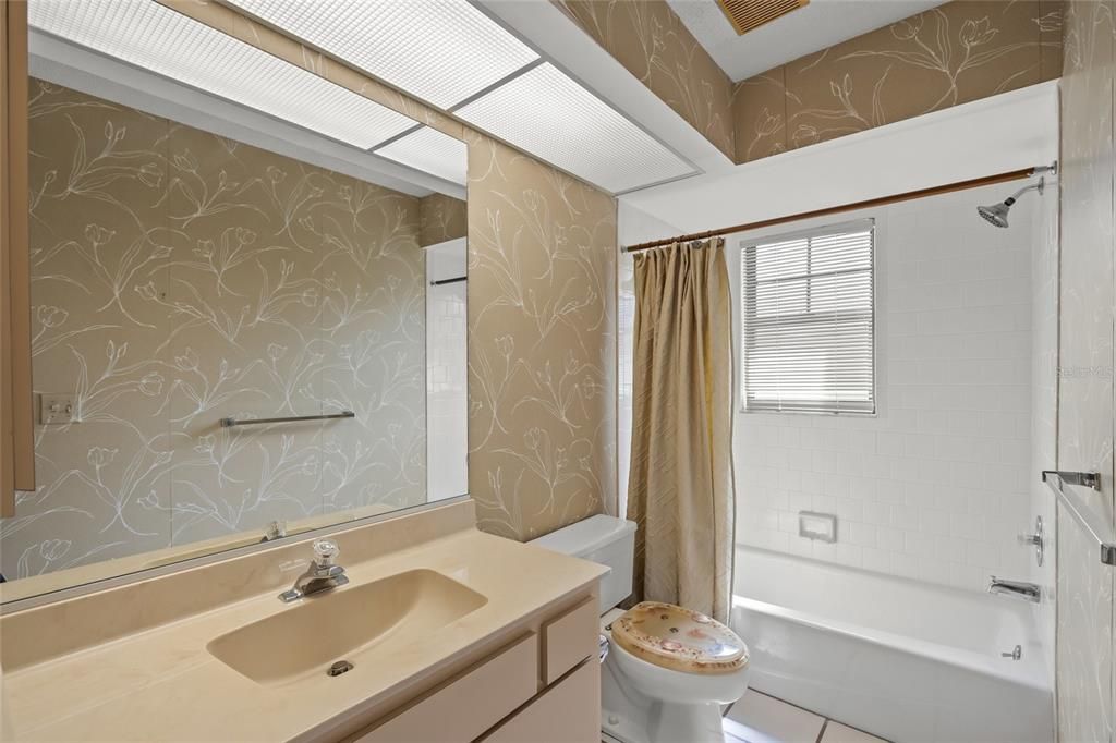 For Sale: $335,000 (3 beds, 2 baths, 2177 Square Feet)