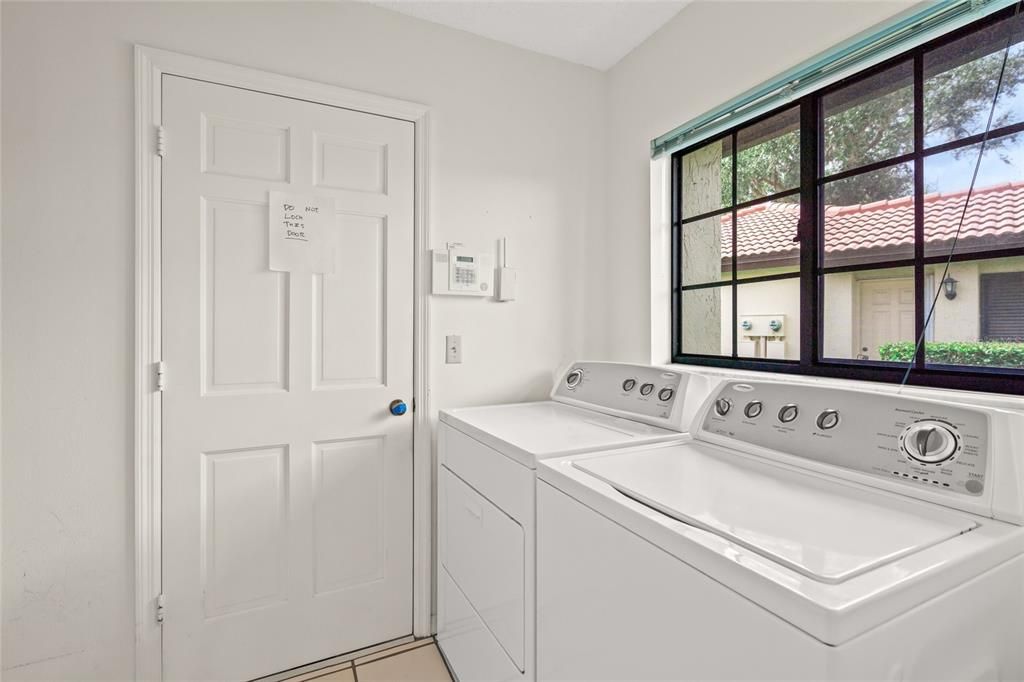 For Sale: $335,000 (3 beds, 2 baths, 2177 Square Feet)