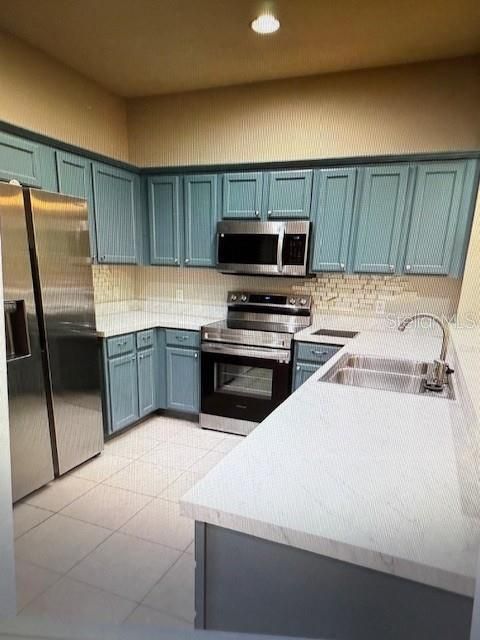 For Rent: $1,650 (3 beds, 2 baths, 1446 Square Feet)