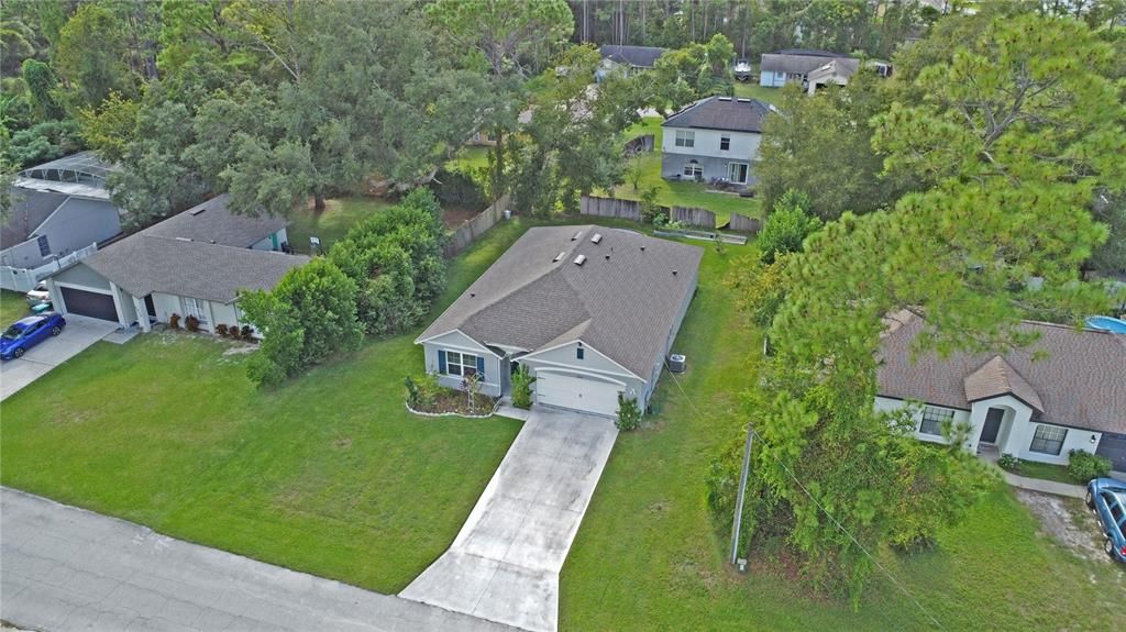 For Rent: $2,275 (4 beds, 2 baths, 1836 Square Feet)