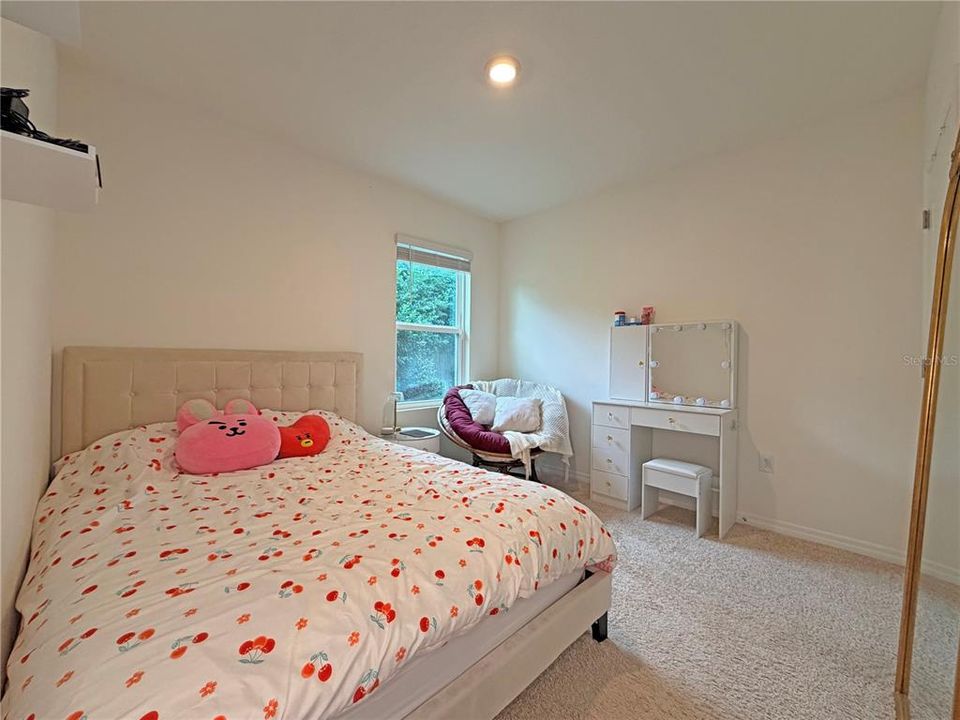 For Rent: $2,275 (4 beds, 2 baths, 1836 Square Feet)