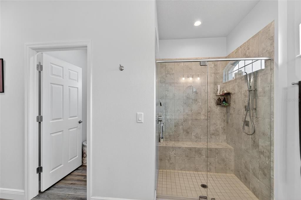 Activo con contrato: $475,000 (3 camas, 2 baños, 1961 Pies cuadrados)