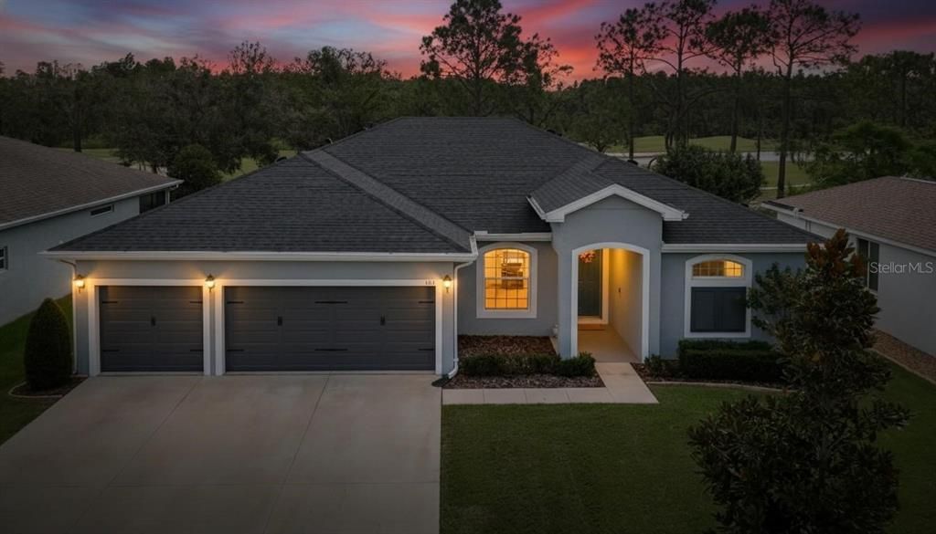 Activo con contrato: $475,000 (3 camas, 2 baños, 1961 Pies cuadrados)