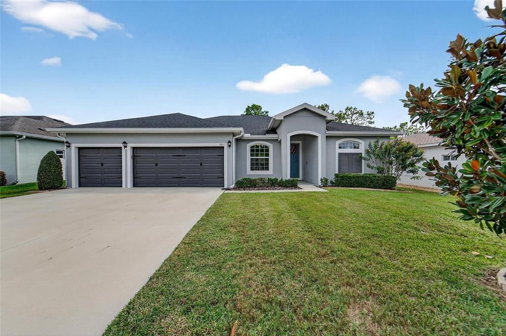 Activo con contrato: $475,000 (3 camas, 2 baños, 1961 Pies cuadrados)