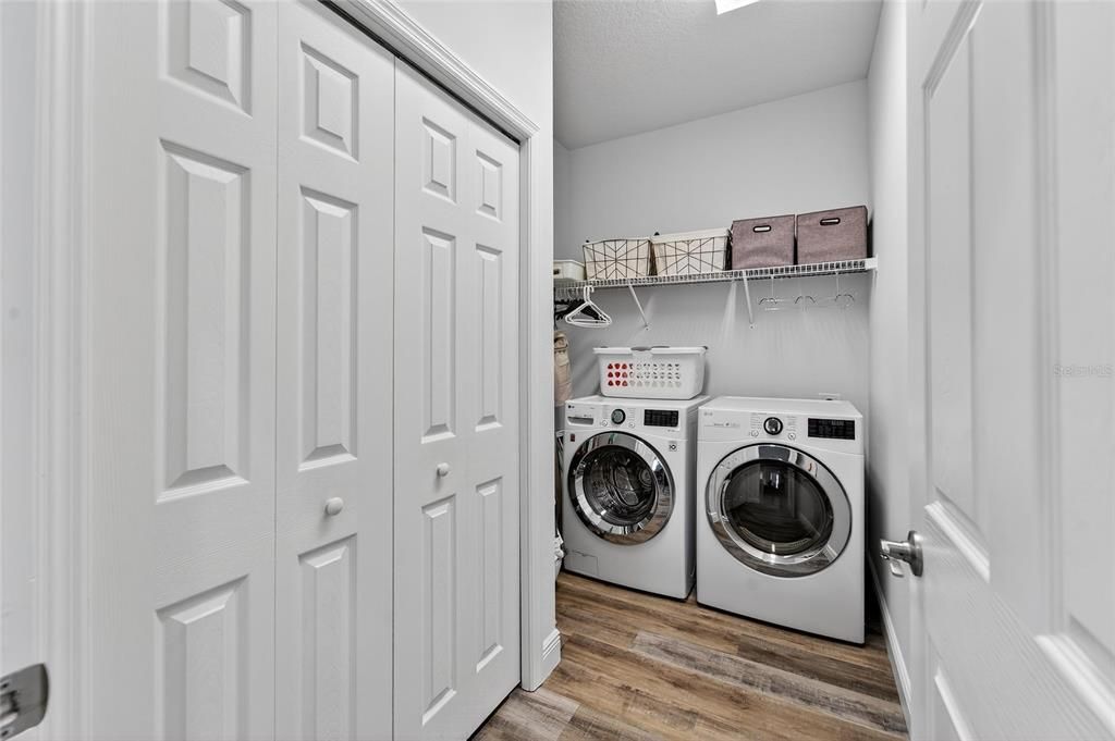 Activo con contrato: $475,000 (3 camas, 2 baños, 1961 Pies cuadrados)