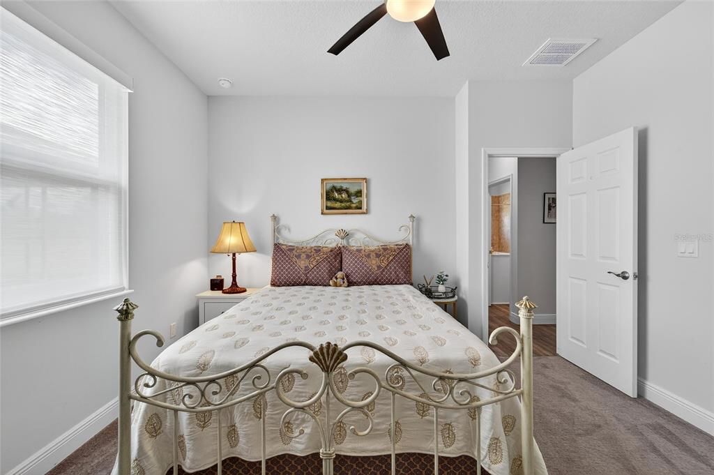 Activo con contrato: $475,000 (3 camas, 2 baños, 1961 Pies cuadrados)