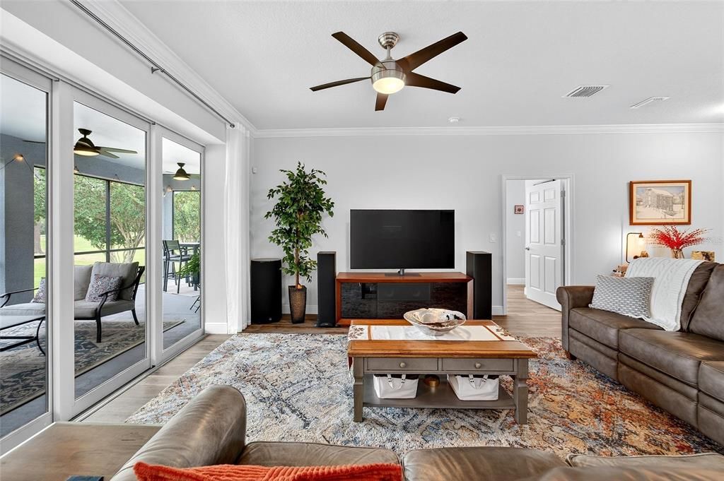 Activo con contrato: $475,000 (3 camas, 2 baños, 1961 Pies cuadrados)