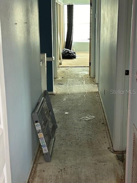 合同活跃: $460,000 (4 贝兹, 3 浴室, 1818 平方英尺)