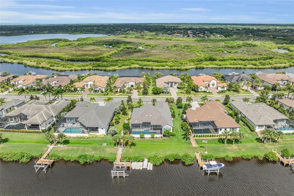 For Sale: $2,750,000 (3 beds, 3 baths, 3217 Square Feet)