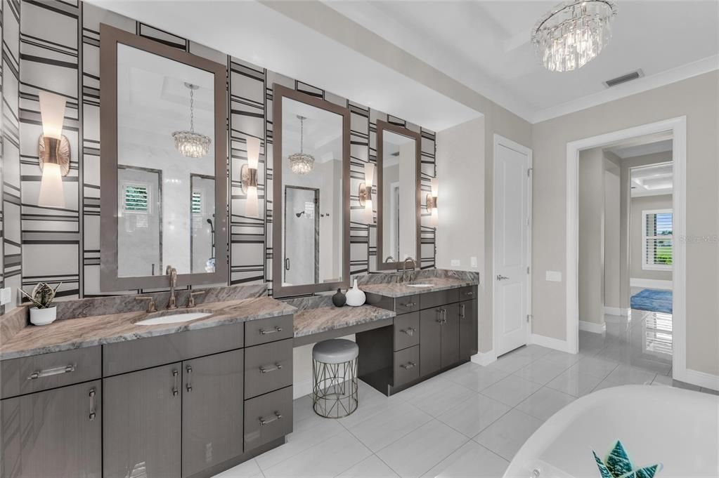 For Sale: $2,750,000 (3 beds, 3 baths, 3217 Square Feet)