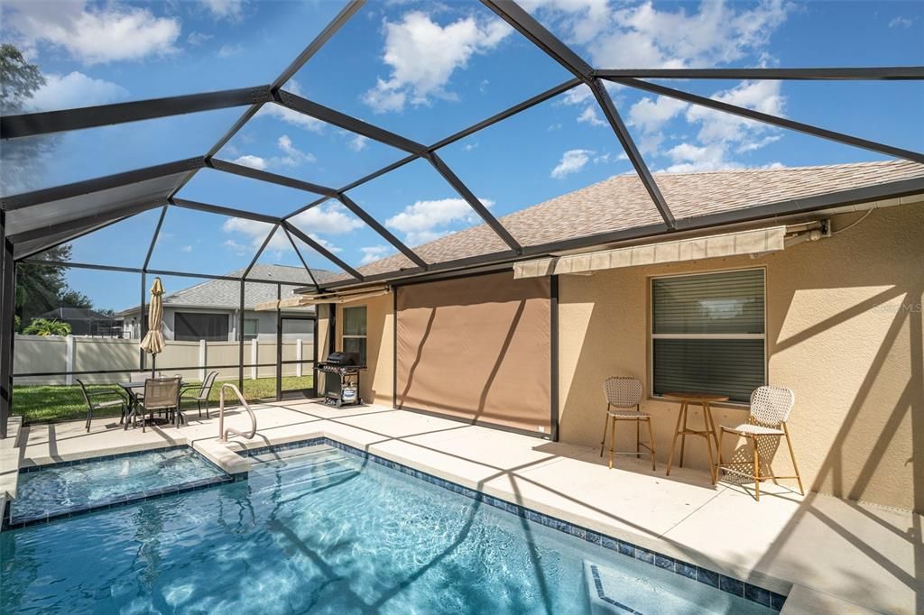 En Venta: $490,000 (3 camas, 2 baños, 1556 Pies cuadrados)