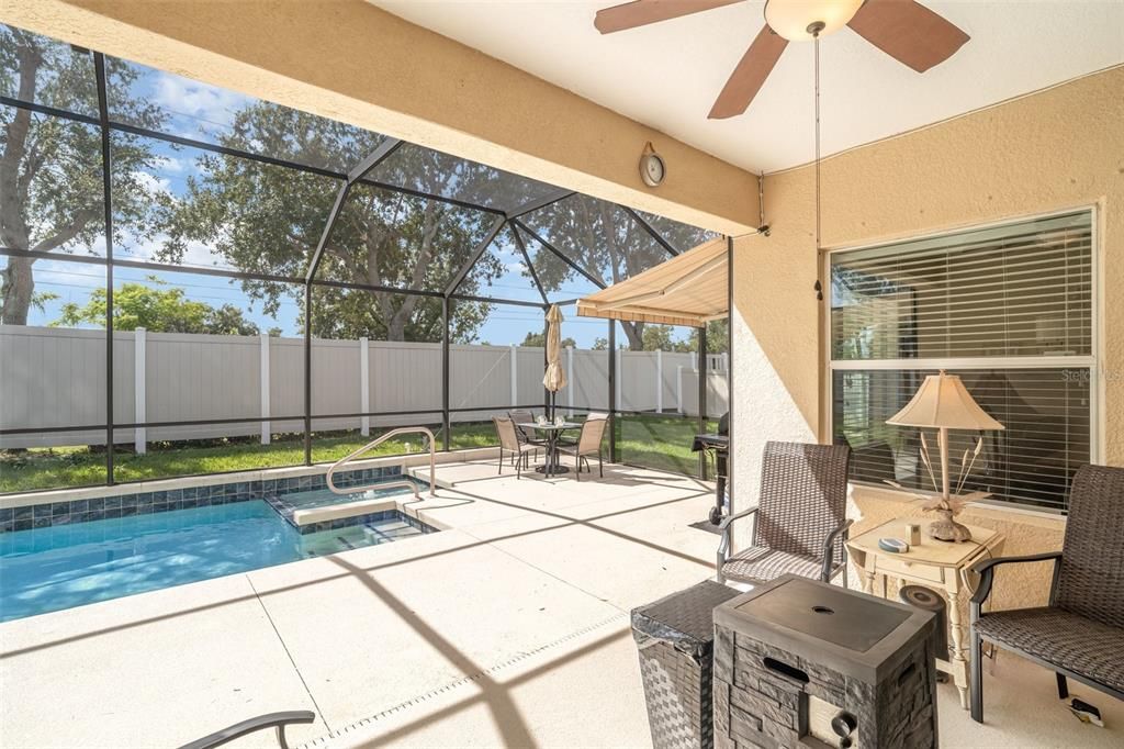 En Venta: $490,000 (3 camas, 2 baños, 1556 Pies cuadrados)