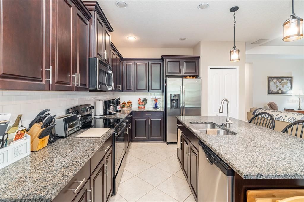 En Venta: $490,000 (3 camas, 2 baños, 1556 Pies cuadrados)