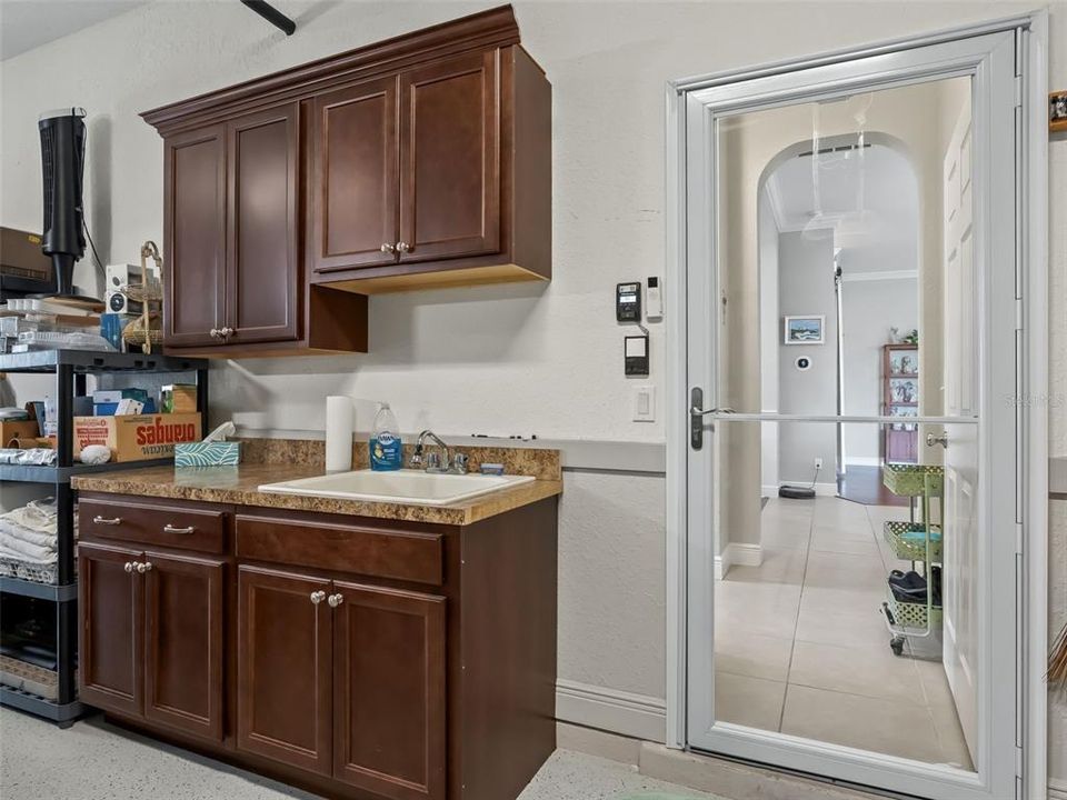 На продажу: $499,900 (3 спален, 2 ванн, 2354 Квадратных фут)