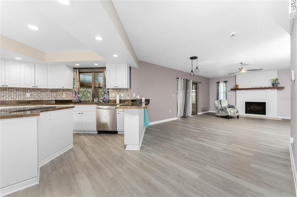 待售: $400,000 (3 贝兹, 2 浴室, 1621 平方英尺)