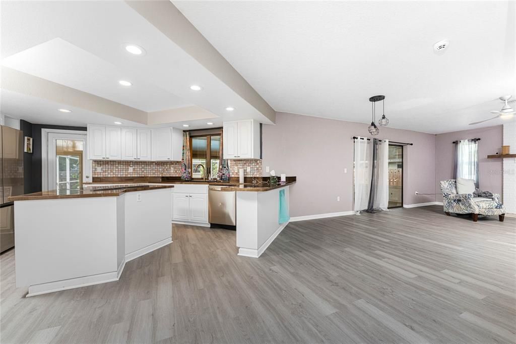 待售: $400,000 (3 贝兹, 2 浴室, 1621 平方英尺)