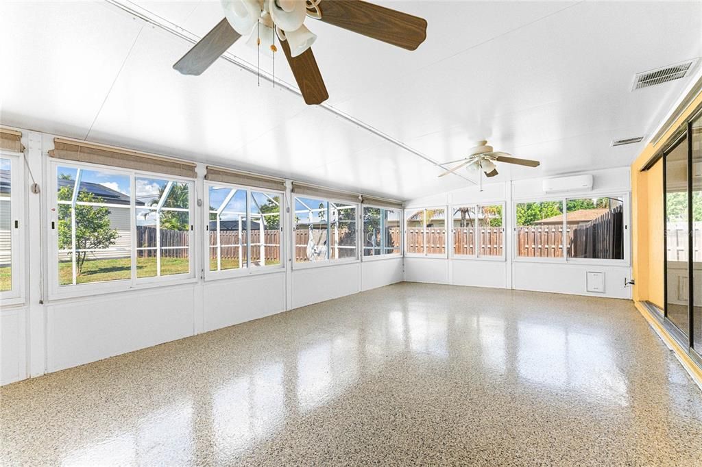 待售: $400,000 (3 贝兹, 2 浴室, 1621 平方英尺)