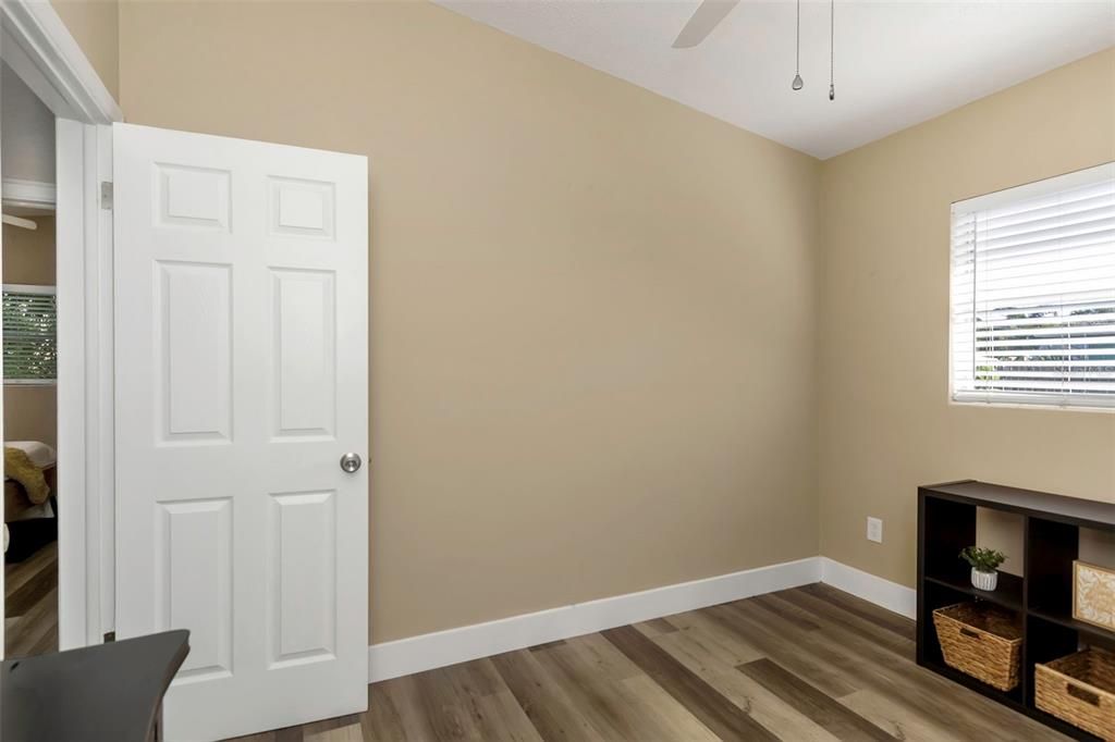 For Sale: $479,000 (3 beds, 1 baths, 1224 Square Feet)