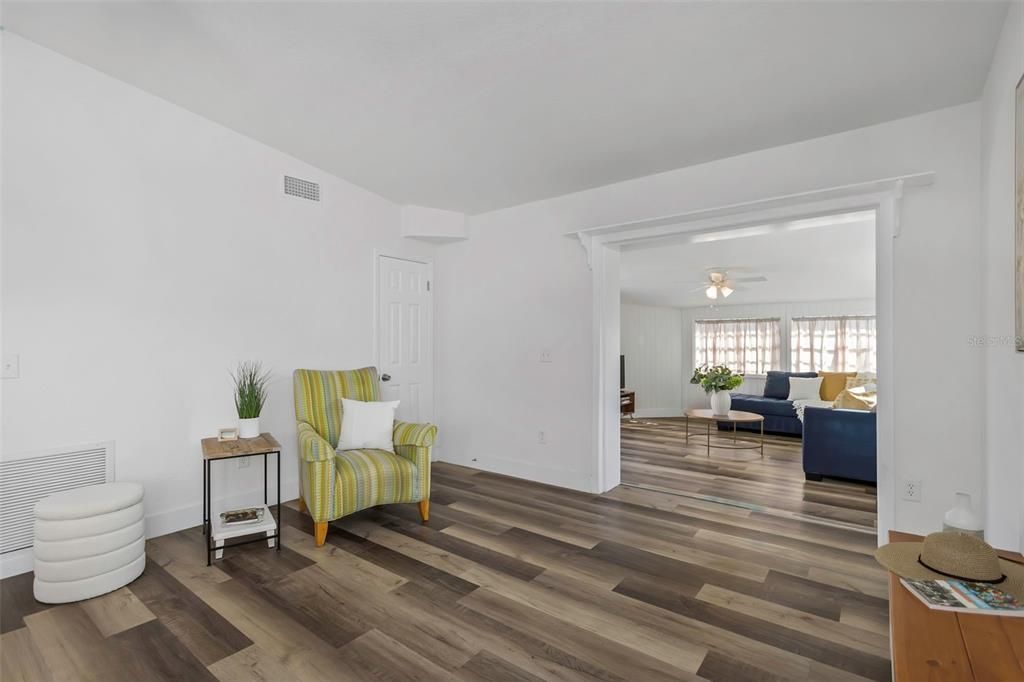 For Sale: $479,000 (3 beds, 1 baths, 1224 Square Feet)