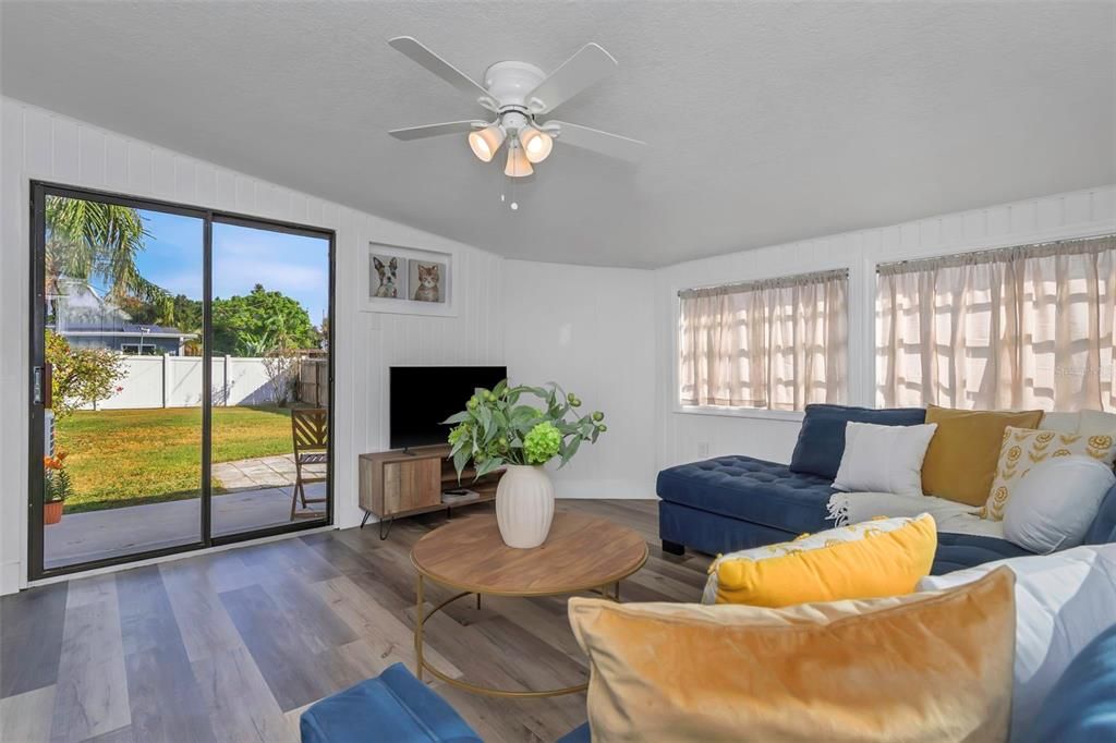 For Sale: $479,000 (3 beds, 1 baths, 1224 Square Feet)