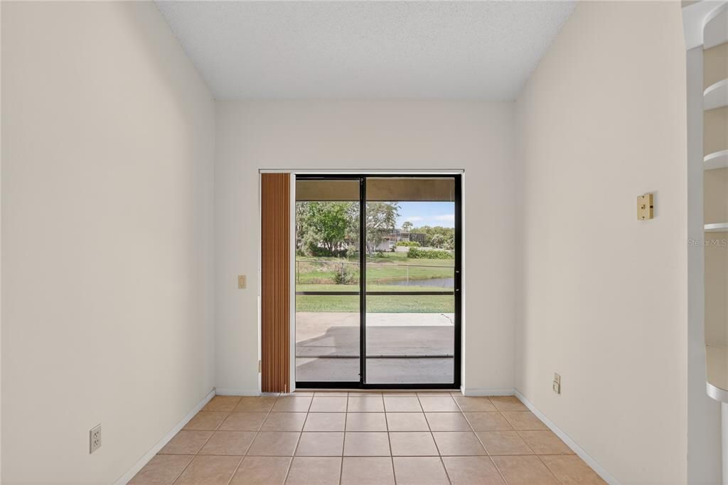 Activo con contrato: $625,000 (4 camas, 3 baños, 2449 Pies cuadrados)