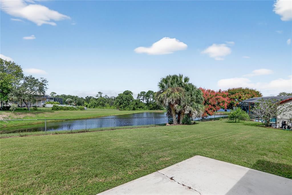 Activo con contrato: $625,000 (4 camas, 3 baños, 2449 Pies cuadrados)