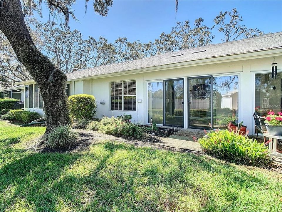 Activo con contrato: $175,000 (2 camas, 2 baños, 1232 Pies cuadrados)