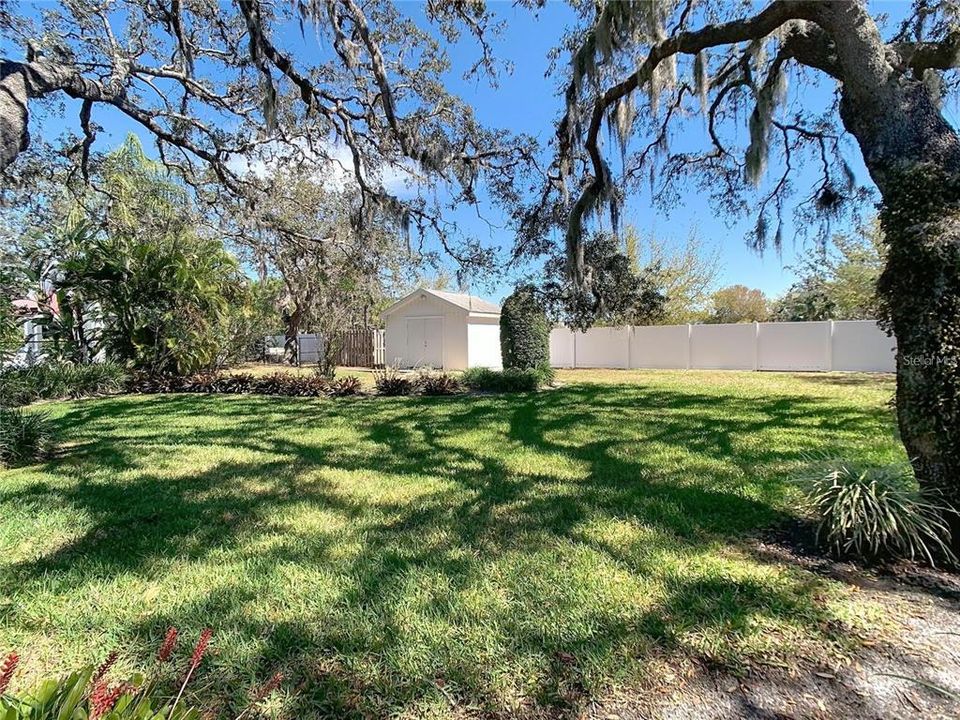 Activo con contrato: $175,000 (2 camas, 2 baños, 1232 Pies cuadrados)