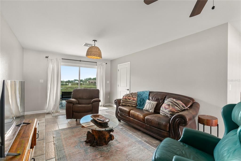 For Sale: $699,999 (3 beds, 2 baths, 2679 Square Feet)