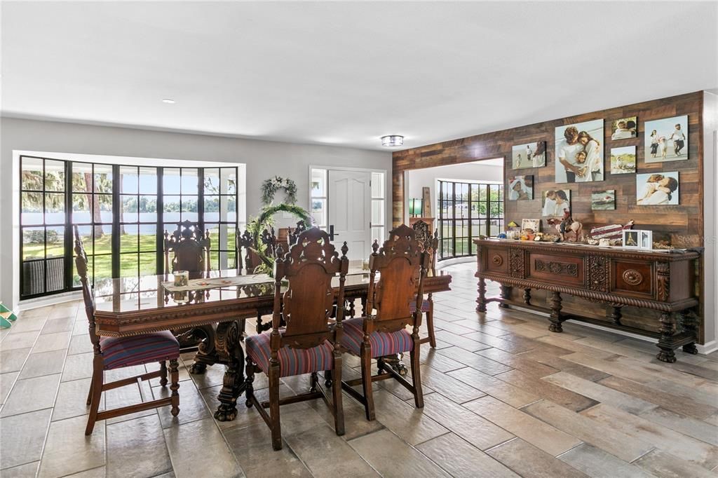 For Sale: $699,999 (3 beds, 2 baths, 2679 Square Feet)