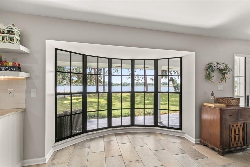 For Sale: $699,999 (3 beds, 2 baths, 2679 Square Feet)