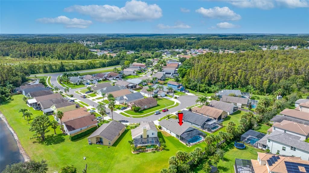 合同活跃: $410,000 (3 贝兹, 2 浴室, 1640 平方英尺)