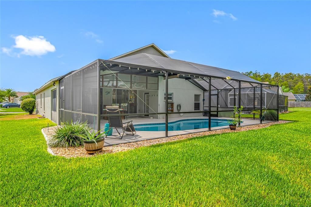 合同活跃: $410,000 (3 贝兹, 2 浴室, 1640 平方英尺)