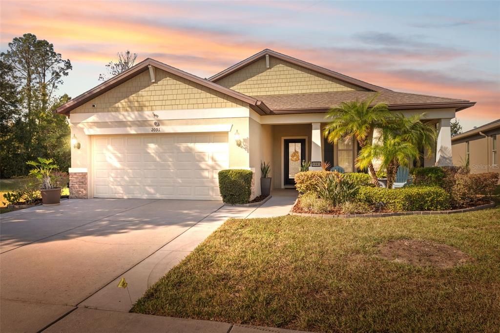 For Sale: $360,000 (4 beds, 3 baths, 2058 Square Feet)