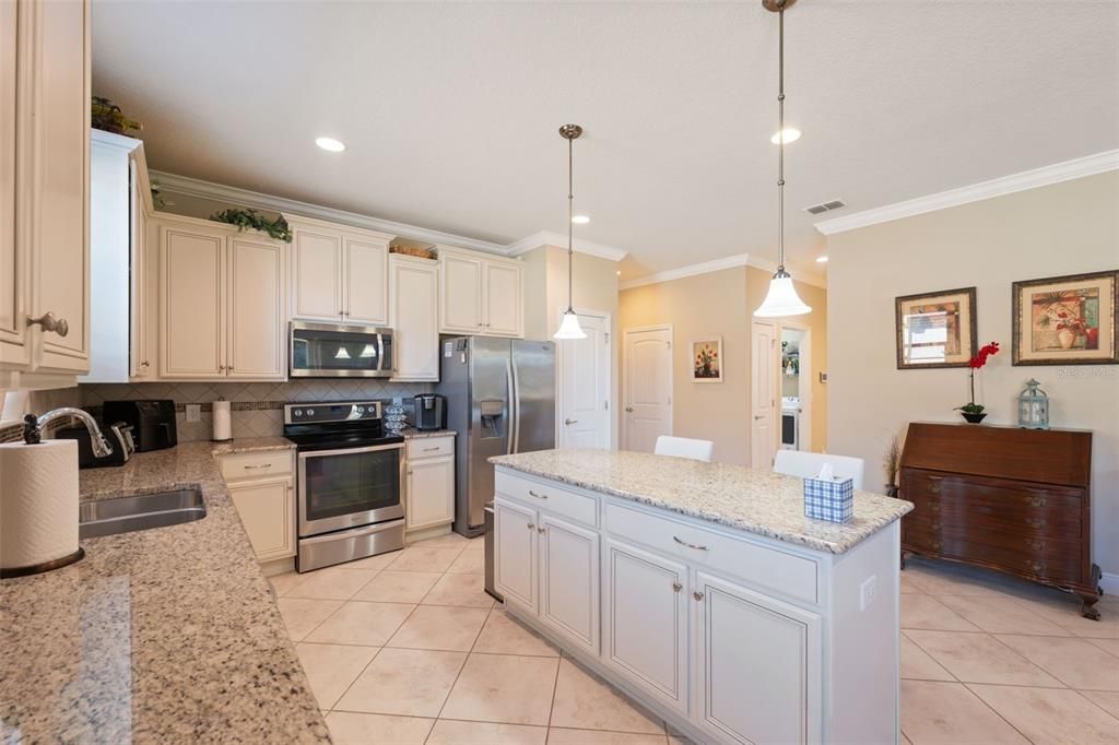 For Sale: $360,000 (4 beds, 3 baths, 2058 Square Feet)