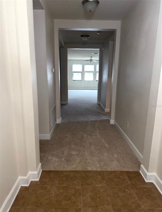 Activo con contrato: $464,000 (5 camas, 3 baños, 2666 Pies cuadrados)