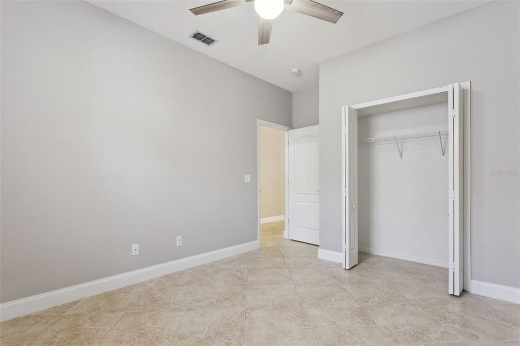 Activo con contrato: $444,900 (3 camas, 2 baños, 1630 Pies cuadrados)