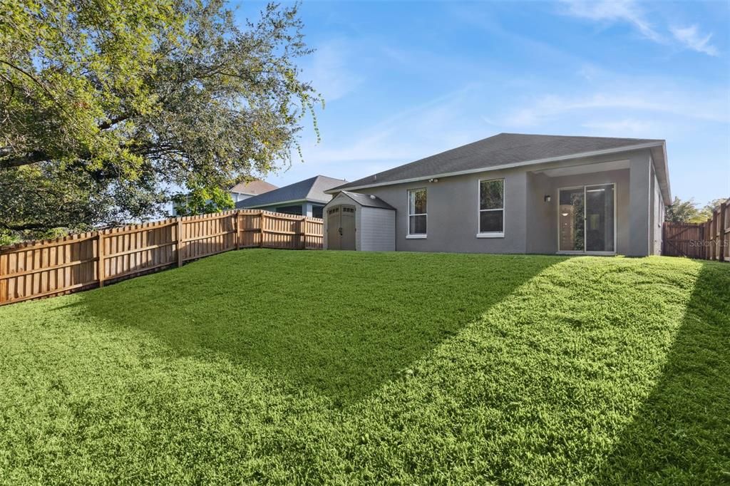 Activo con contrato: $444,900 (3 camas, 2 baños, 1630 Pies cuadrados)